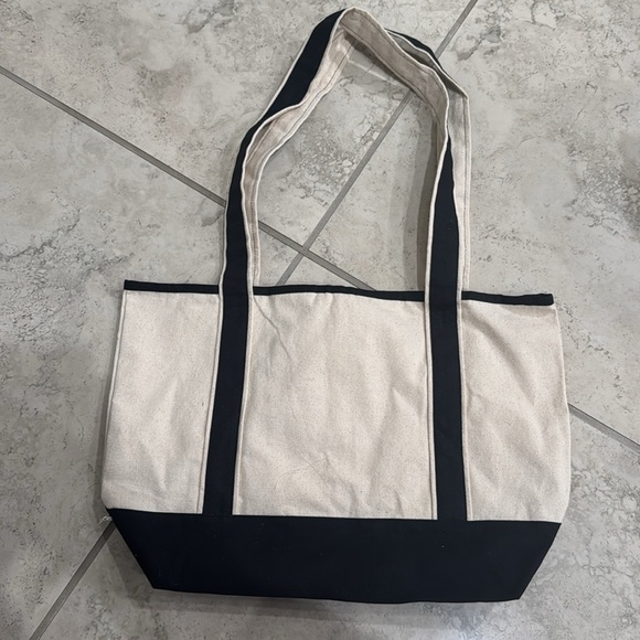 New 311 Unity Tour Tote - Picture 2 of 3